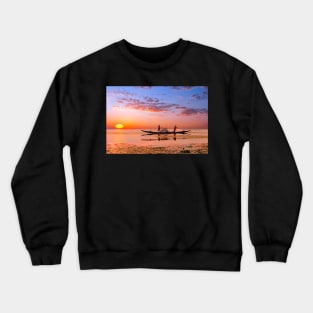 Inle Sunset. Crewneck Sweatshirt